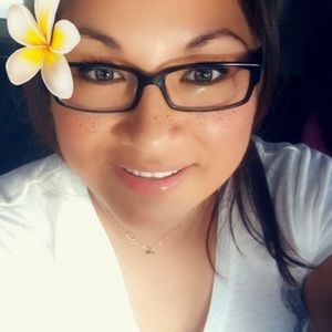 Meet your Posher, Yaneli